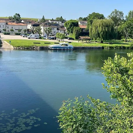 Casa de Férias Petit Moulin De Veillard *