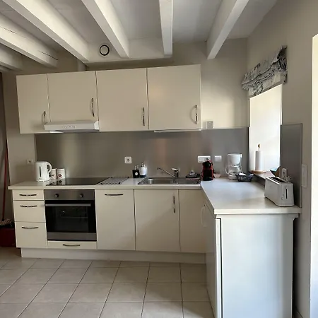 Petit Moulin De Veillard * Bourg-Charente