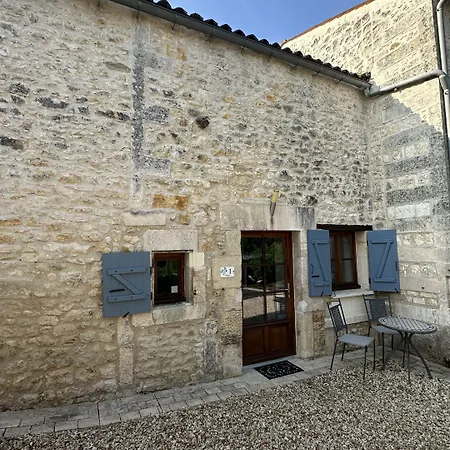 Petit Moulin De Veillard *