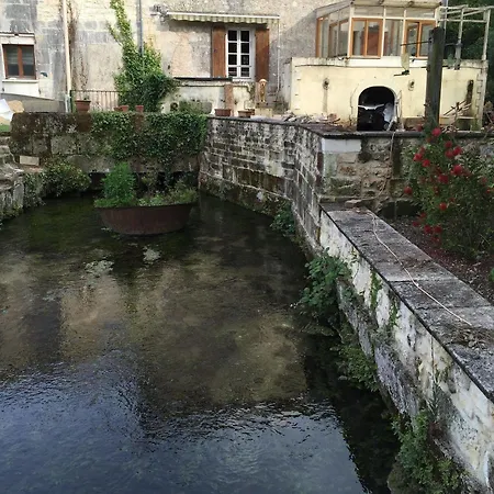Petit Moulin De Veillard Casa de Férias *